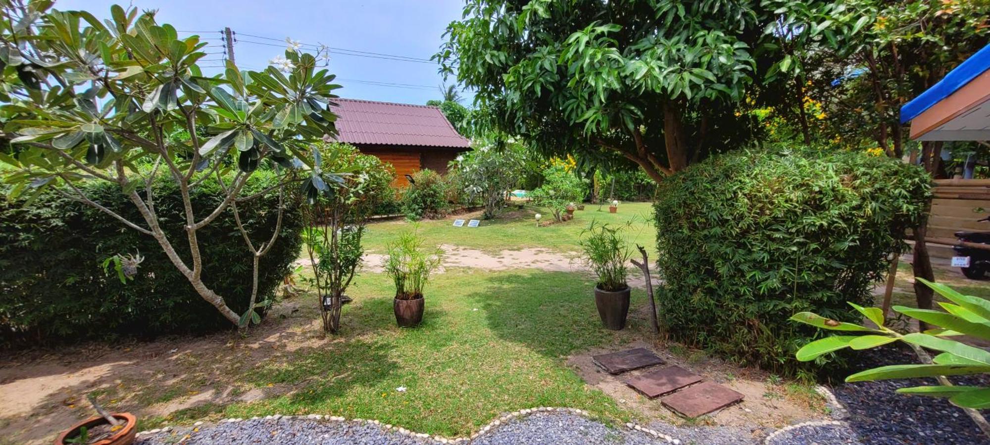 メナムビーチ Samui Blue Bird Bed & Breakfast エクステリア 写真