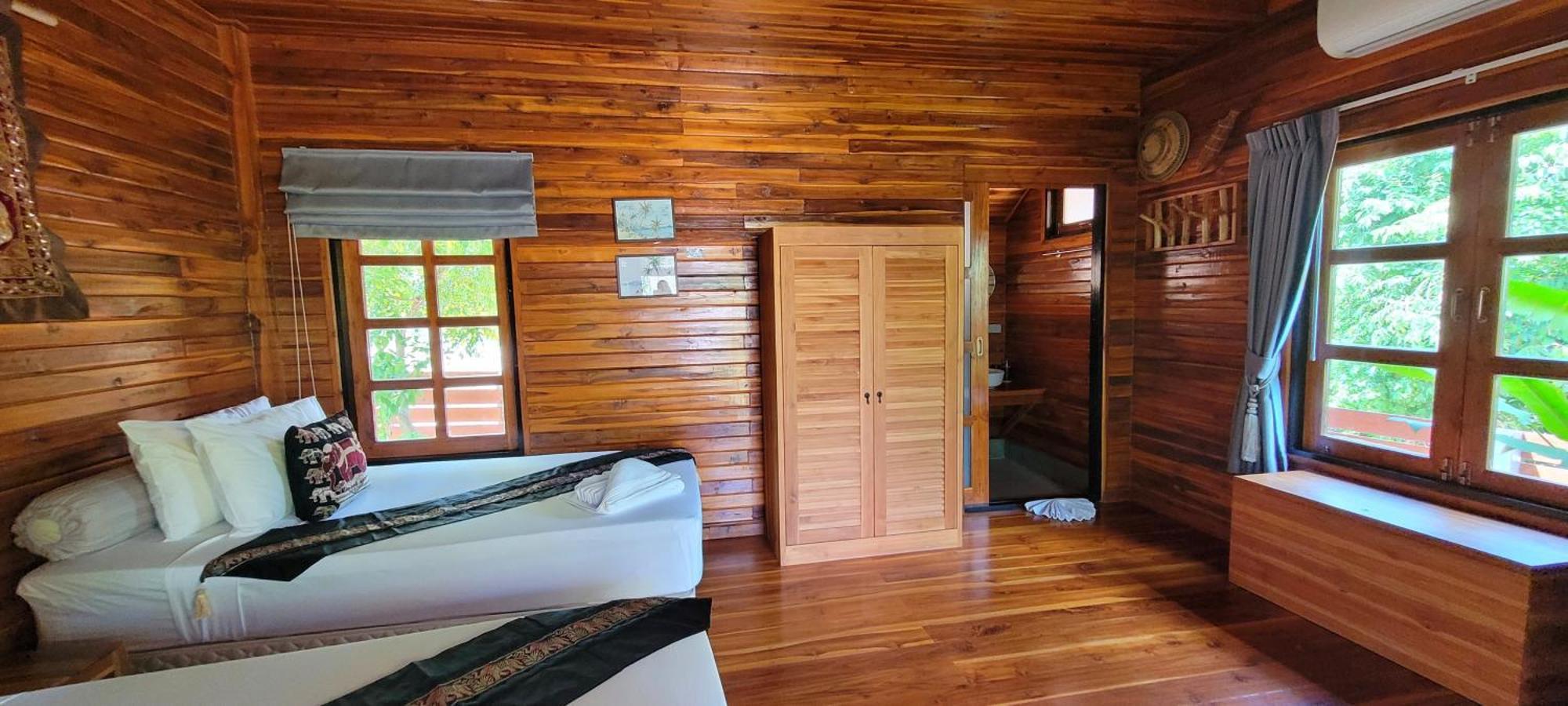メナムビーチ Samui Blue Bird Bed & Breakfast エクステリア 写真